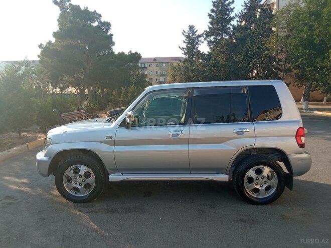 Mitsubishi Pajero io 2005, 167,570 km - 2.0 л - Sumqayıt