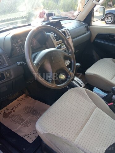 Mitsubishi Pajero io 2005, 167,570 km - 2.0 л - Sumqayıt