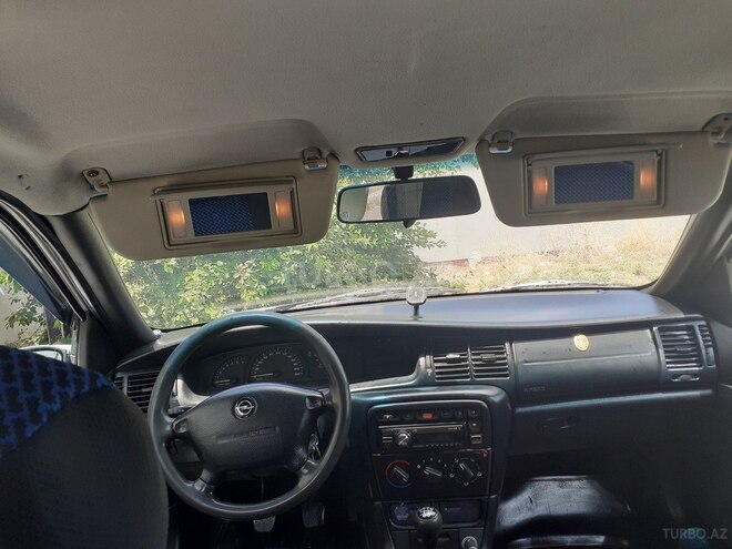 Opel Vectra 1995, 286,007 km - 1.6 л - Sumqayıt