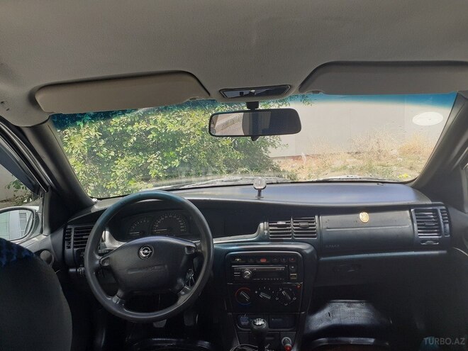 Opel Vectra 1995, 286,007 km - 1.6 л - Sumqayıt