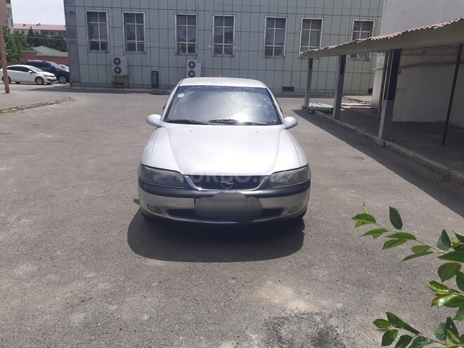 Opel Vectra 1995, 286,007 km - 1.6 л - Sumqayıt