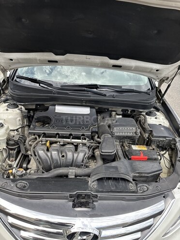 Hyundai Sonata 2010, 218,000 km - 2.0 l - Bakı