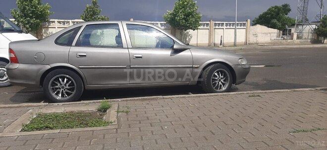 Opel Vectra 1999, 280,500 km - 1.8 l - Gəncə