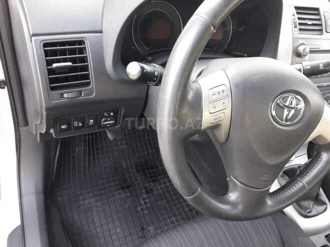 Toyota Corolla 2008, 186,232 km - 1.4 л - Bakı