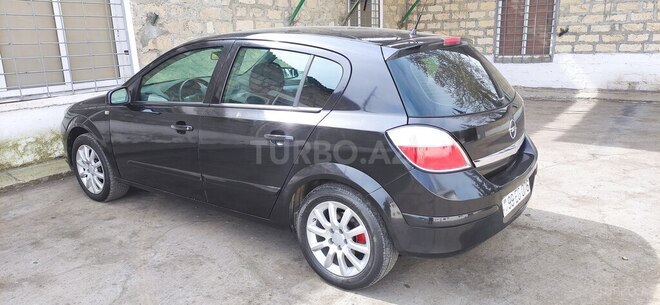 Opel Astra 2004, 358,400 km - 1.8 л - Mingəçevir