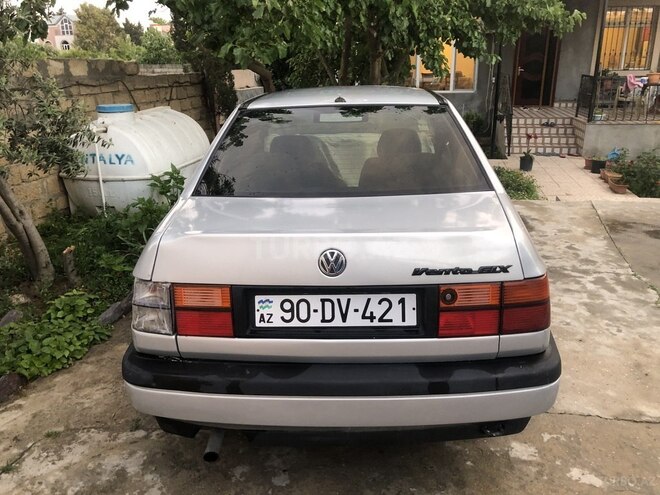 Volkswagen Golf 1994, 28,000 km - 1.8 l - Bakı