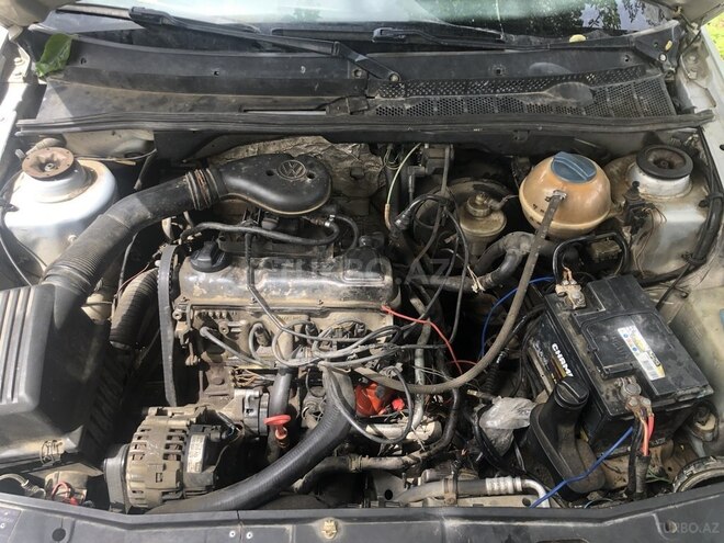 Volkswagen Golf 1994, 28,000 km - 1.8 l - Bakı