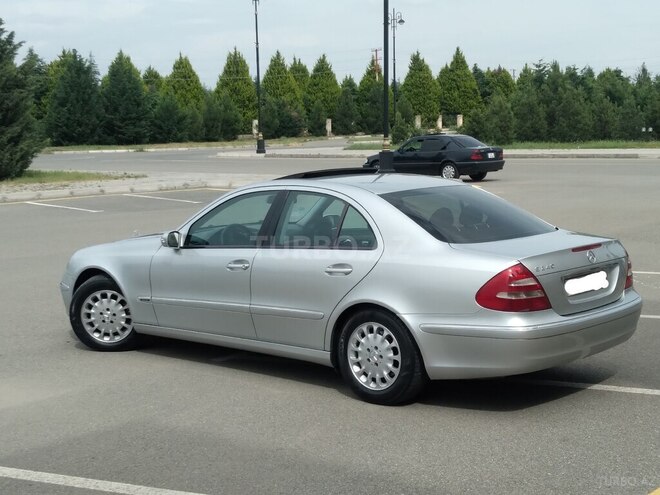 Mercedes E 240 2002, 180,000 km - 2.4 l - Mingəçevir