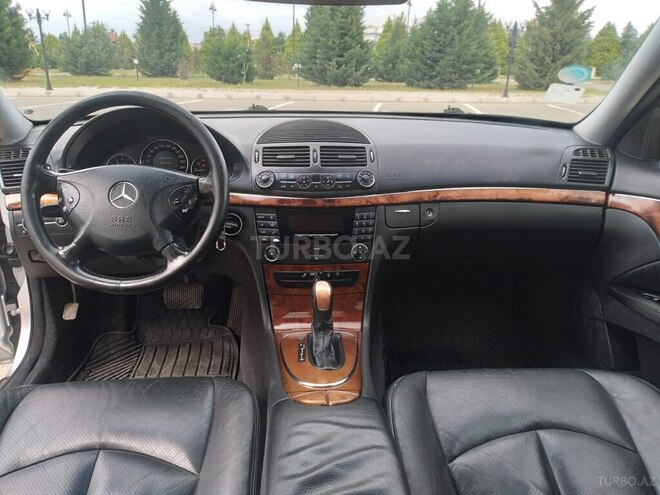 Mercedes E 240 2002, 180,000 km - 2.4 l - Mingəçevir