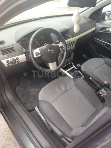 Opel Astra 2008, 185,000 km - 1.4 л - Bakı