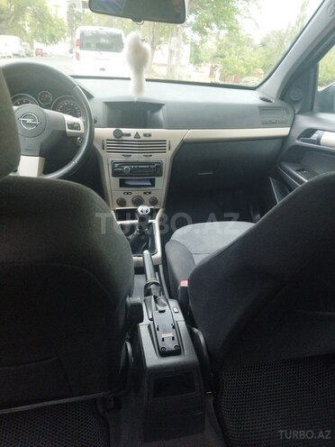 Opel Astra 2008, 185,000 km - 1.4 л - Bakı