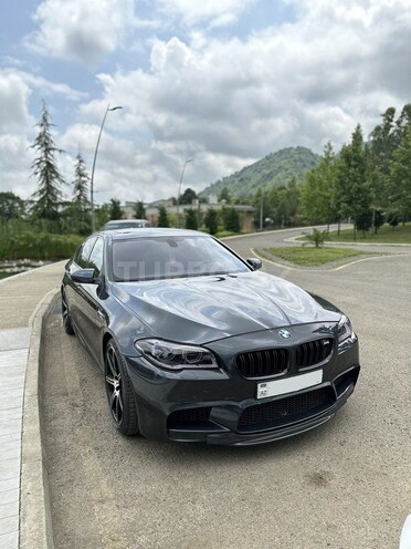 BMW M5 2014, 117,000 km - 4.4 l - Bakı