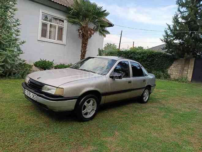 Opel Vectra 1992, 390,000 km - 1.8 l - Zaqatala