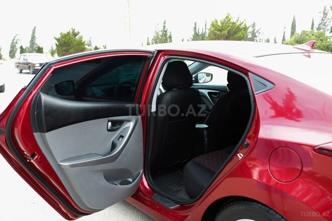 Hyundai Elantra 2014, 99,377 km - 1.8 л - Şirvan