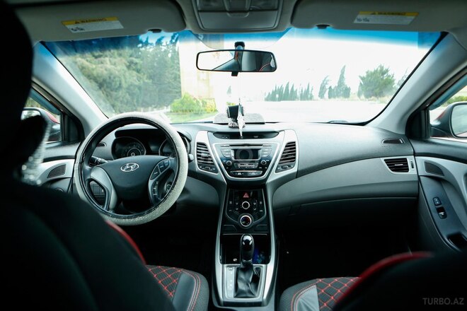 Hyundai Elantra 2014, 99,377 km - 1.8 л - Şirvan
