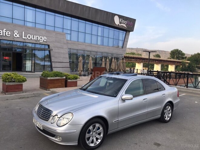 Mercedes E 240 2002, 264,000 km - 2.4 l - Mingəçevir