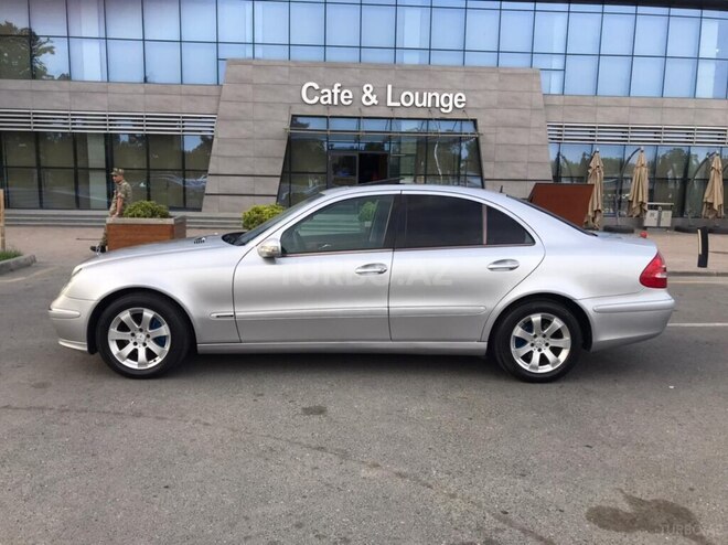 Mercedes E 240 2002, 264,000 km - 2.4 l - Mingəçevir