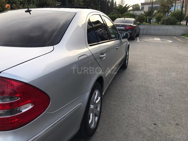 Mercedes E 240 2002, 264,000 km - 2.4 l - Mingəçevir