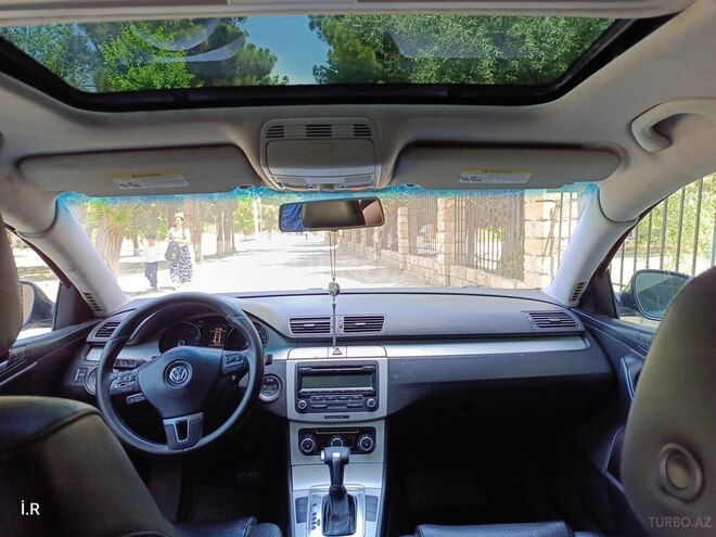 Volkswagen Passat 2011, 280,000 km - 2.0 l - Bakı