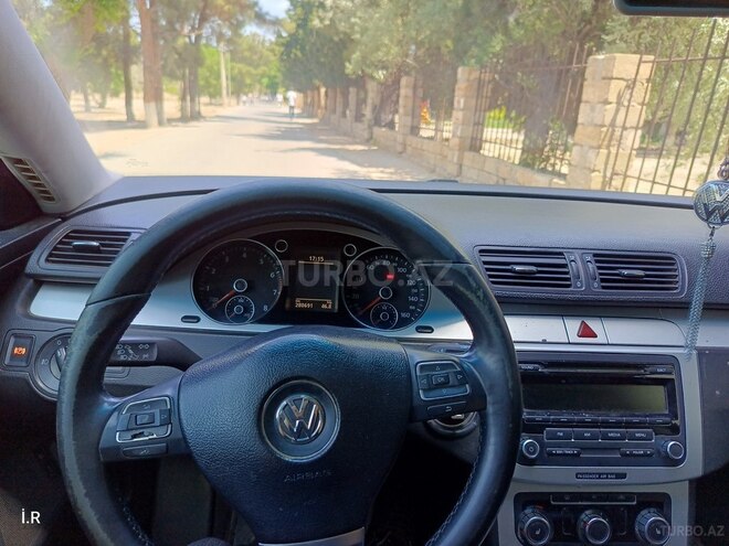 Volkswagen Passat 2011, 280,000 km - 2.0 l - Bakı