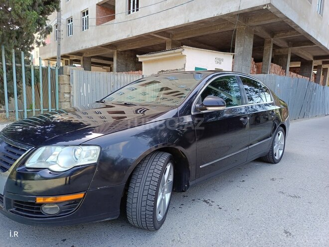 Volkswagen Passat 2011, 280,000 km - 2.0 l - Bakı