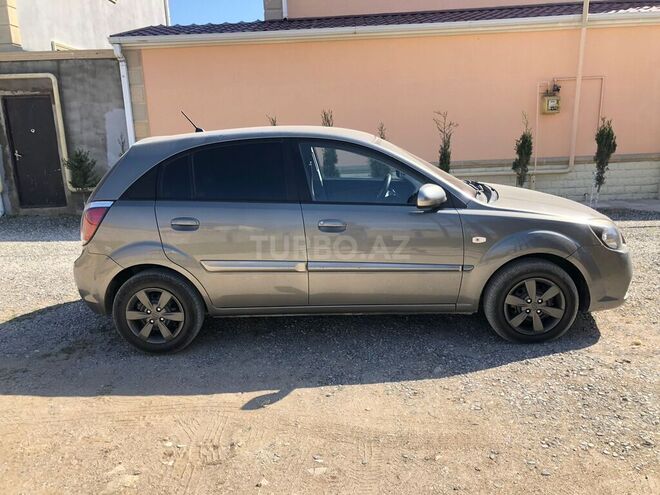 Kia Rio 2010, 240,000 km - 1.5 l - Bakı