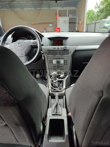 Opel Astra 2005, 323,000 km - 1.3 л - Oğuz