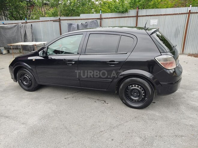 Opel Astra 2005, 323,000 km - 1.3 л - Oğuz