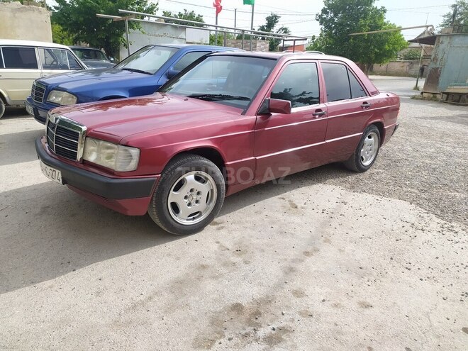 Mercedes 190 1992, 270,000 km - 1.8 l - Bakı
