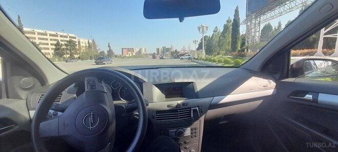 Opel Astra 2006, 170,000 km - 1.4 l - Gəncə