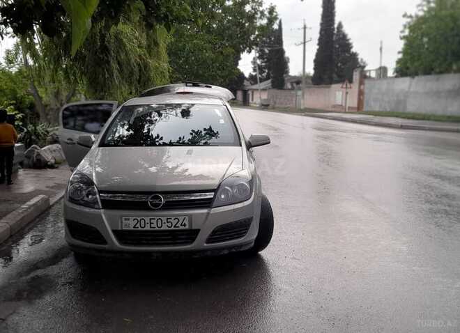 Opel Astra 2006, 170,000 km - 1.4 l - Gəncə