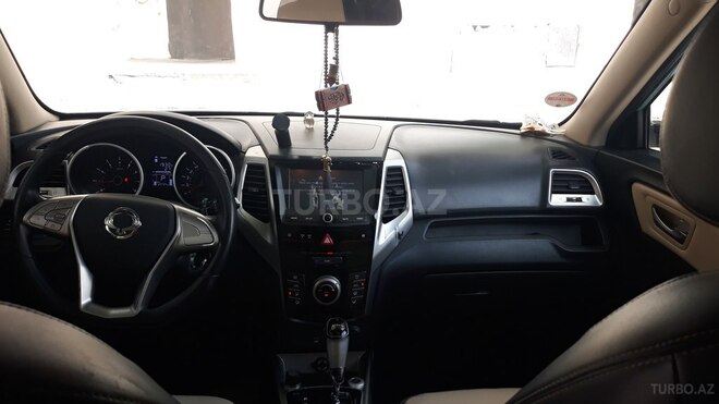 Ssang Yong  2015, 122,322 km - 1.6 l - Bakı