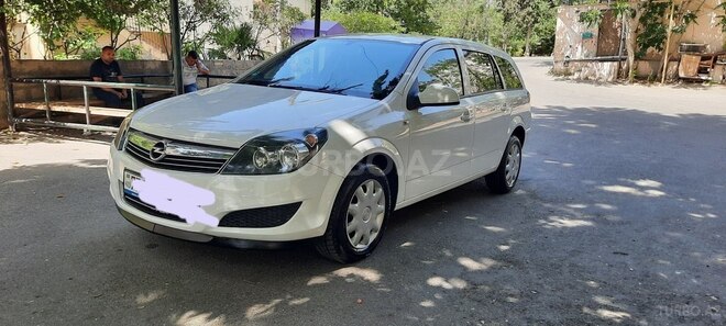 Opel Astra 2009, 145,000 km - 1.3 l - Bakı