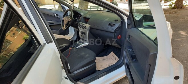 Opel Astra 2009, 145,000 km - 1.3 l - Bakı