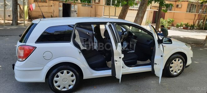 Opel Astra 2009, 145,000 km - 1.3 l - Bakı