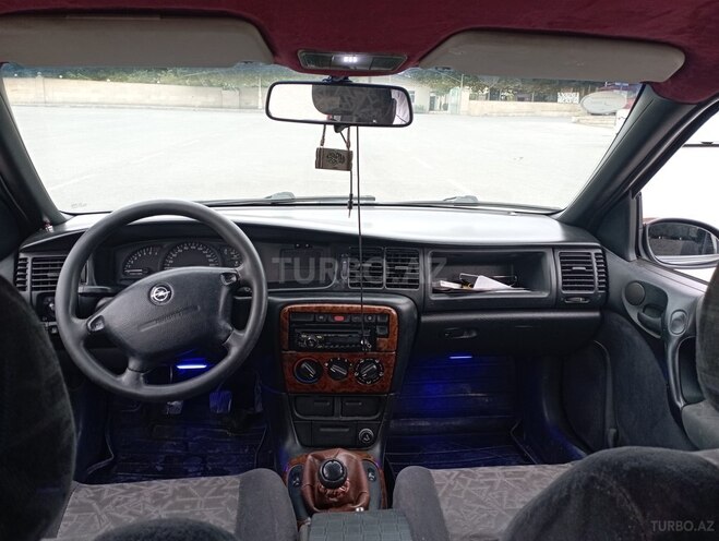 Opel Vectra 1997, 396,000 km - 1.6 l - Bərdə