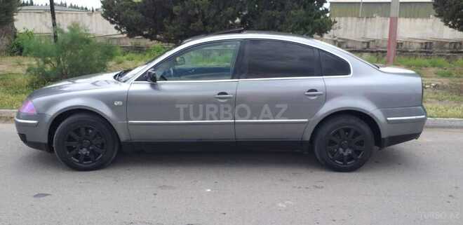 Volkswagen Passat 2001, 300,000 km - 1.8 l - Beyləqan