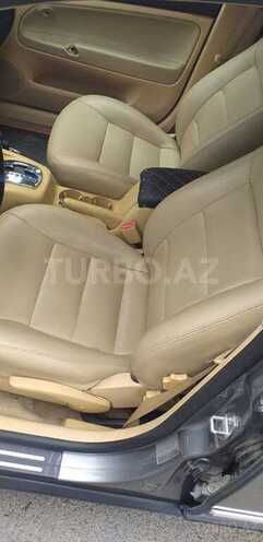Volkswagen Passat 2001, 300,000 km - 1.8 l - Beyləqan