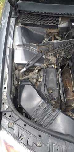 Volkswagen Passat 2001, 300,000 km - 1.8 l - Beyləqan