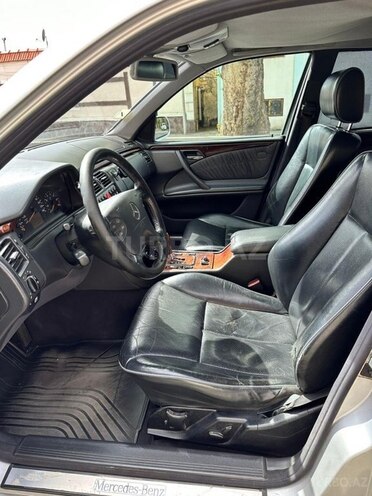 Mercedes E 240 2000, 287,000 km - 2.4 l - Şəmkir