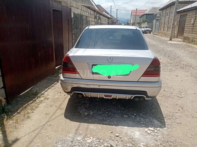 Mercedes C 220 1996, 345,000 km - 2.2 l - Lənkəran
