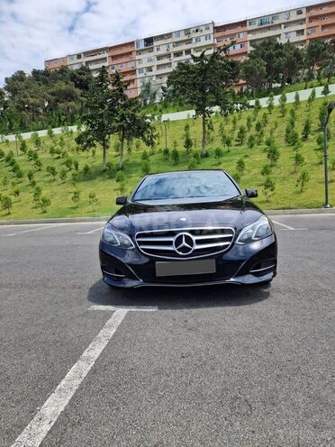 Mercedes E 200 2013, 215,000 km - 2.2 l - Bakı