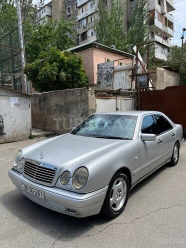 Mercedes E 200 1996, 438,000 km - 2.0 л - Bakı