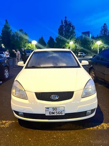 Kia Rio 2007, 210,000 km - 1.4 л - Gəncə