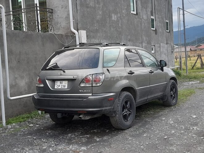 Lexus RX 300 2000, 218,000 km - 3.0 l - Zaqatala