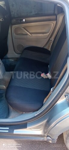 Volkswagen Passat 2002, 330,000 km - 1.8 l - Bakı