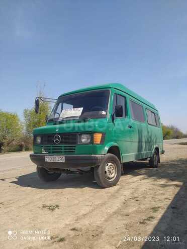 Mercedes 208 D 1994, 200,000 km - 2.5 l - Şirvan