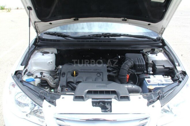 Hyundai Elantra 2010, 235,000 km - 1.6 л - Bakı