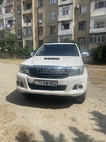 Toyota Hilux 2013, 176,500 km - 2.5 l - Bakı