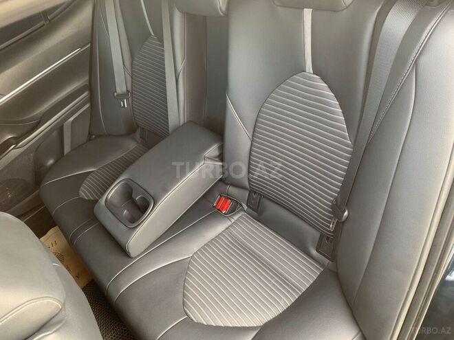 Toyota Camry 2019, 82,000 km - 2.5 l - Bakı